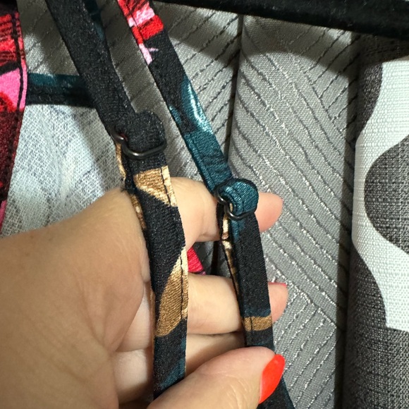 Shien Shorts Floral Romper size 22 NWT - Picture 5 of 7